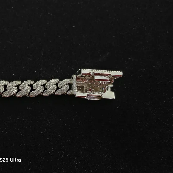 💎 Moissanite Cuban Link Bracelet | 3.0 CTW | S925 | Rhod Plated 6mm 6" - Picture 4 of 5